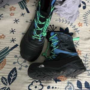 Kids Outdoor Adventure Boots - Black and Blue